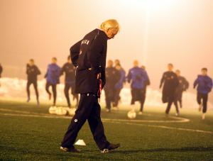 Beenhakker szykuje rewolucję po Euro 2008