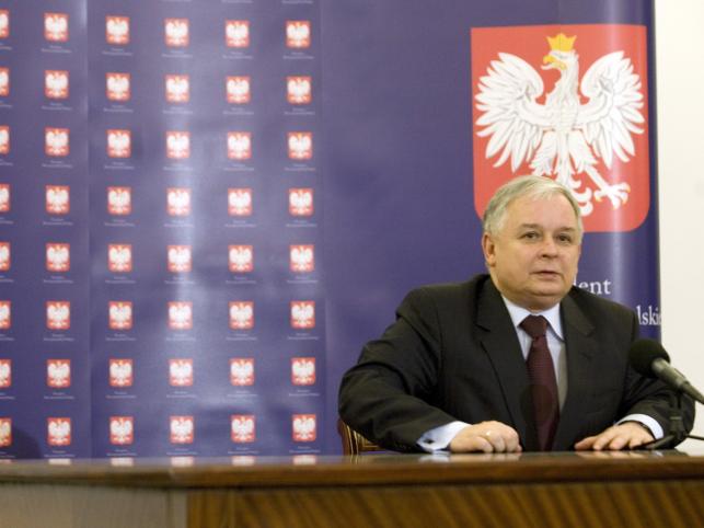 "Rzeczpospolita": Lech Kaczyński nie ujawni aneksu o WSI