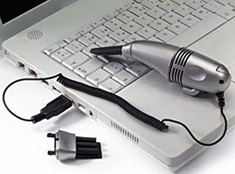 Dla prawdziwych maniaków komputerowych: odkurzacz na USB
