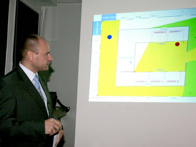 Najtajniejsze narzędzie zachodnich wywiadów pokazane na konferencji prasowej?
