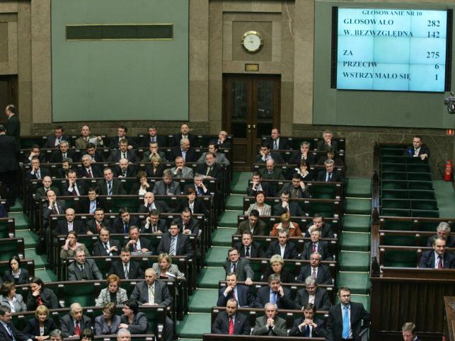 Sejm wybrał komisję śledczą mimo sprzeciwu posłow PiS