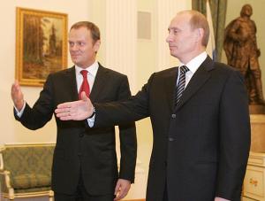 Donald Tusk ciepło przyjęty na Kremlu przez Władimira Putina