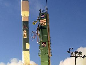 Wystrzelenie rakiety Boening Delta II z satelitą USA193