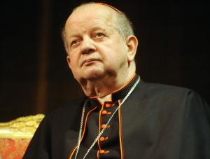 Kard. Dziwisz przypomina: Stoczniowcy też walczyli o krzyż
