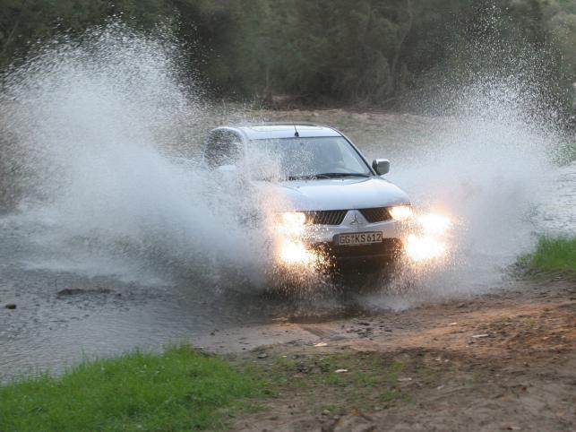 Polacy kupują Mitsubishi