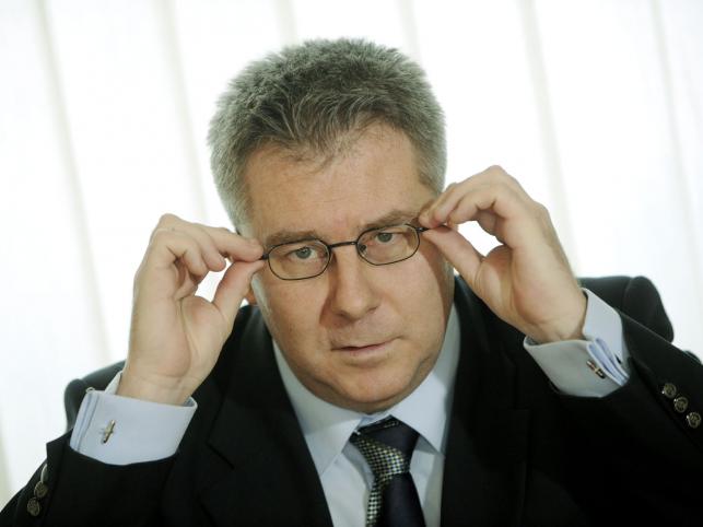 Czarnecki: Rząd zachował się jak palant