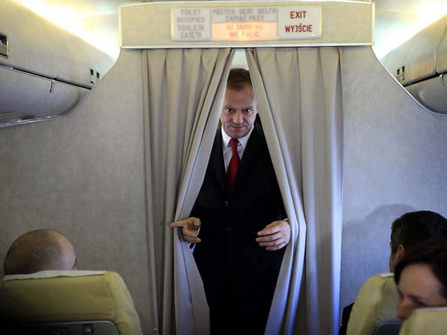Premier Tusk leci na negocjacje w USA rejsowym samolotem LOT-u.