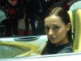 Zniewalające dziewczyny i piękne samochody na Motor Show w Genewie