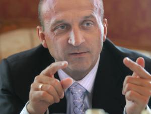 PO negocjuje z Pałacem los Marcinkiewicza