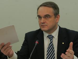 Waldemar Pawlak tłumaczy się z alimentów