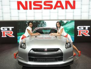 Nissan walczy z Porsche