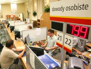 Dowody trzeba wymienić do końca marca