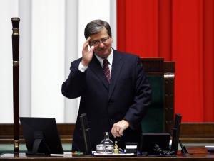 Komorowski liczy na bunt w PiS
