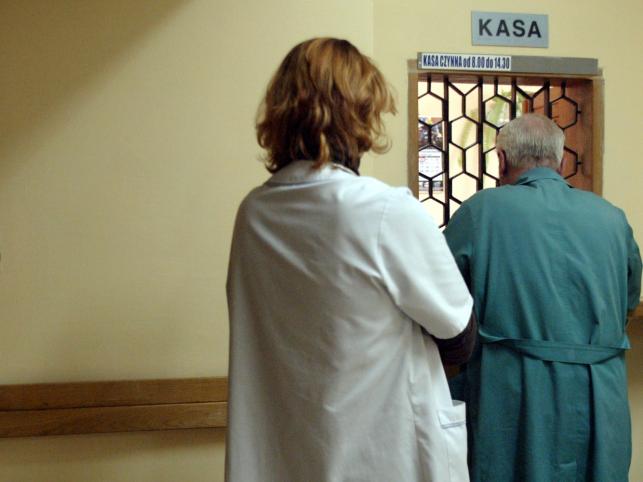 Posłowie decydują, czy szpital ma brać opłaty