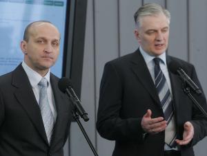 Marcinkiewicz i Gowin reklamują w Sejmie prywatny biznes