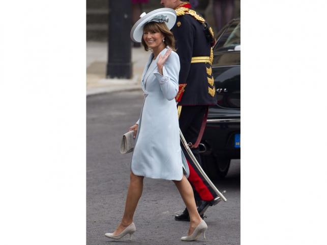 http://g.dziennik.pl/pliki/2033000/2033510-carole-middleton-epa02707946-643-482.jpg