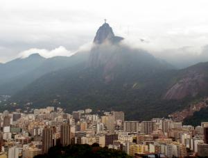Jezus z Corcovado spogląda na Rio