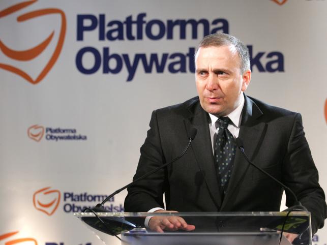 Schetyna: PO rozważa możliwość wcześniejszych wyborów parlamentarnych