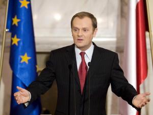 Tusk: Zwrócimy 15-20 procent mienia