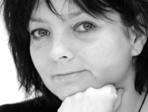 Zuzanna Dąbrowska w DZIENNIKU: Zły duch korytarzy na Rozbrat