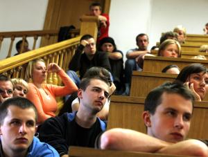 Uniwersytety produkują bezrobotnych
