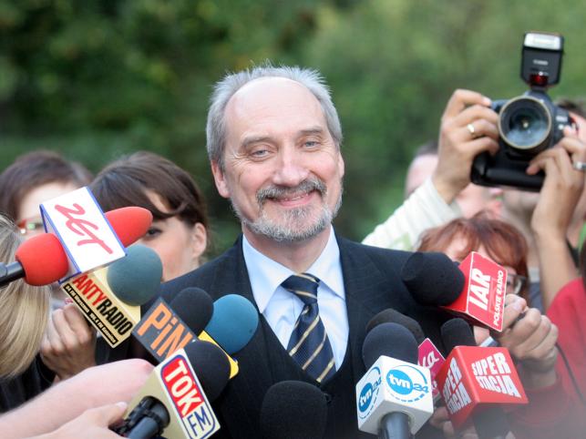 Macierewicz nie musi przepraszać ani spółki ITI, ani jej właściciela Jana Wejcherta