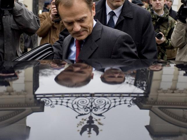 Tusk da pieniądze na naukę, ale pod pewnymi warunkami