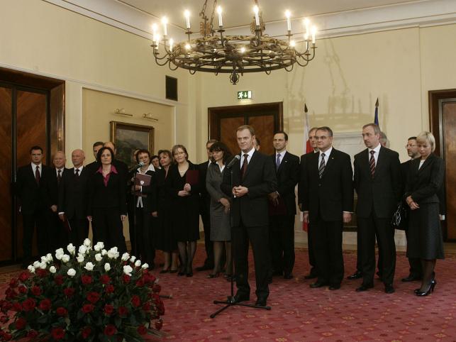 Kto w sierpniu straci stanowisko?