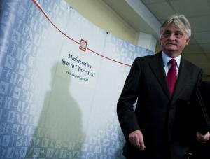 Minister Drzewiecki zapowiada walkę z chuliganami stadionowymi