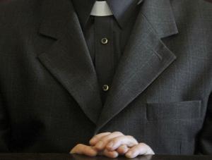 Dwóch księży oskarżono o wyłudzenia odszkodowań