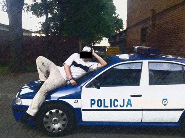 Skoki po radiowozach na Naszej-klasie