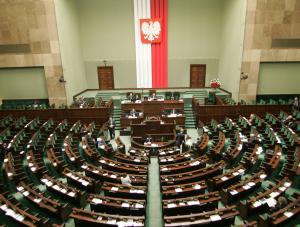 Następna kadencja tylko dla dwóch partii?