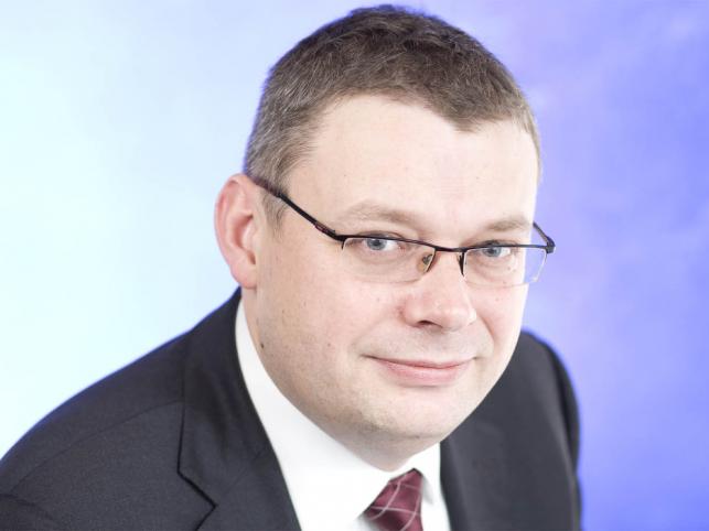 Piasecki: Pieszczochy na kółkach
