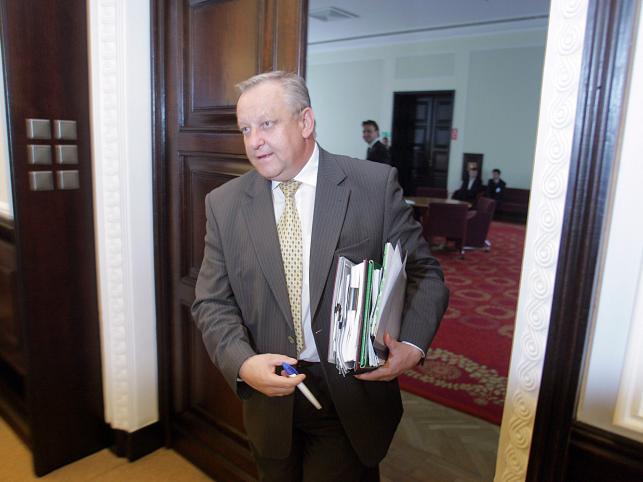 Bolesław Piecha o aferze z listą leków refundowanych