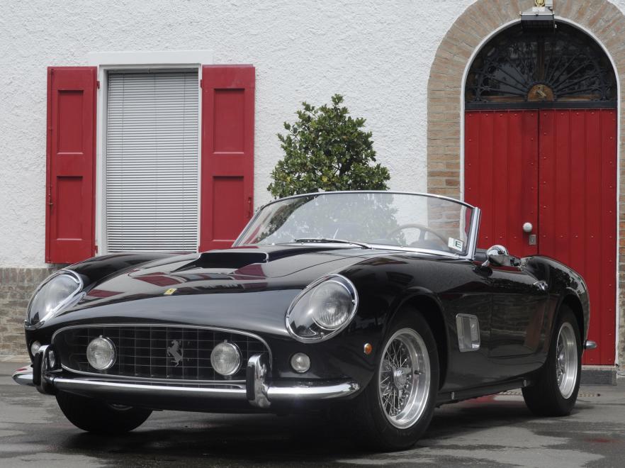 Rekord! 25 milionów zł za kabrio z Maranello