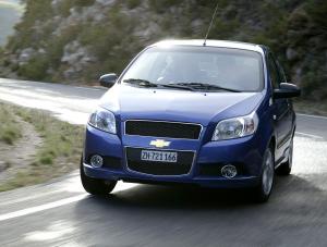 Podstawowa wersja małego chevroleta kosztuje 35 350 zł