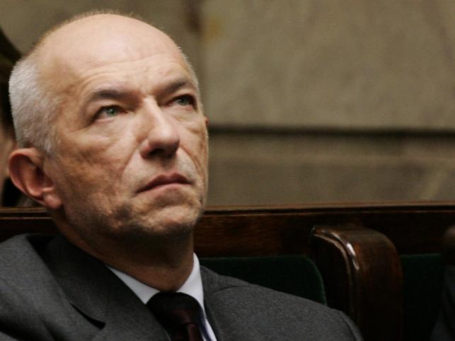 Zbigniew Ćwiąkalski nie musi ujawniać spraw, które prowadził jako adwokat