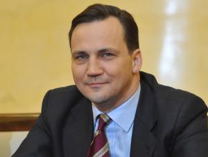 Sikorski broni Wałęsy: To cenna polska marka