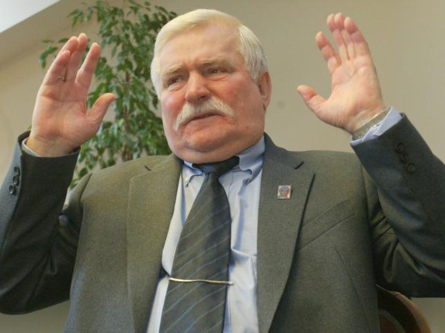 Wałęsa: Mój ojciec przewraca się w grobie