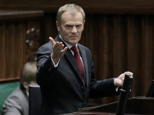 Premier Tusk poucza prezydenta Kaczyńskiego