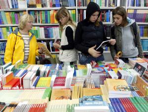 Ministerstwo Edukacji jednak pocięło lektury