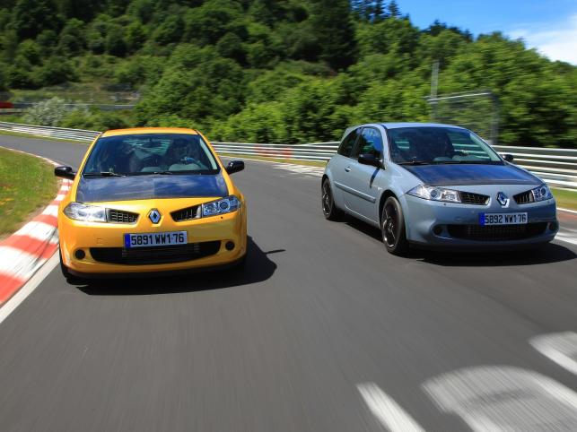 230-konne megane R26.R zdobyło słynne Zielone Piekło w 8 minut 17 sekund