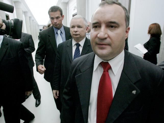 Przemysław Gosiewski broni braci Kaczyńskich przed PO