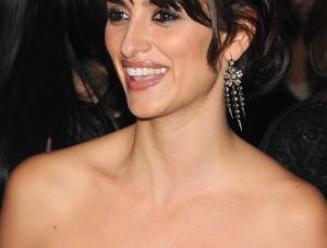 Actress Penelope Cruz arrives at the Spanish Institute 2007 Gold Medal Gala honoring Penelope Cruz and former President Bill Clinton, Thursday, Nov. 29, 2007, in New York. AP PhotoPeter Kramer