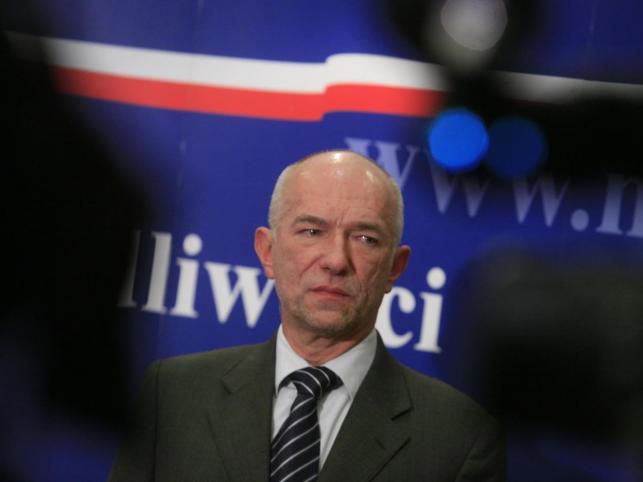Minister Ćwiąkalski nie ujawnił swoich zarobków w oświadczeniu majątkowym