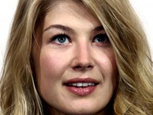 Rosamund Pike