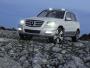 Prototypowy GLK ma pod gwiazdą 170-konny turbodiesel CDI 2.2 l z ekologicznej linii bluetec - to urządzenie najnowszej generacji